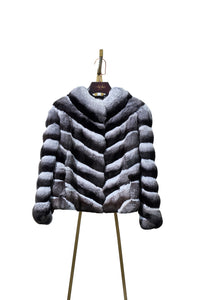 Luxurious Short Chinchilla Fur Coat for Women