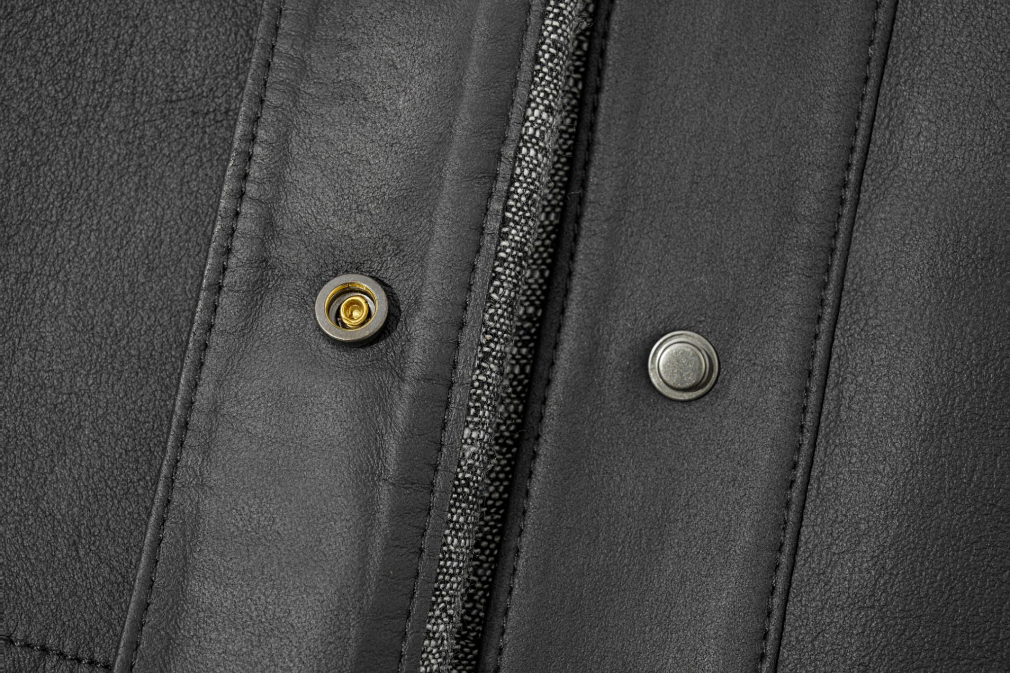 Urban Edge: Sleek Leather Jacket for Women