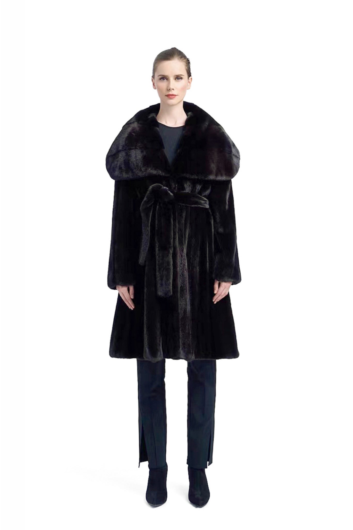 Luxury Long Mink Fur Coat - Keep Warm in Style this Winter