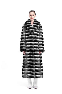 Luxurious Long Chinchilla Fur Coat with Button Closure for Women in Winter Fashion